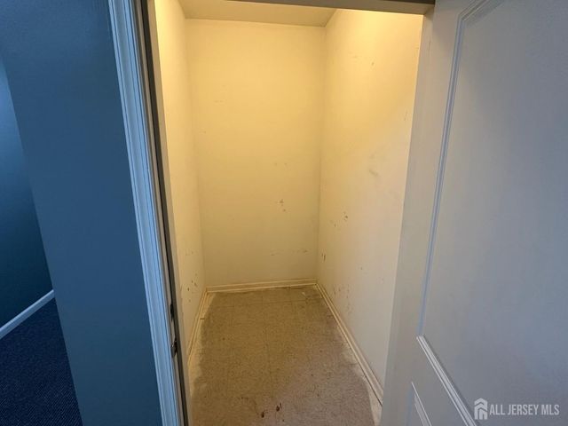 45 Roosevelt Avenue 2301, Carteret, NJ 07008