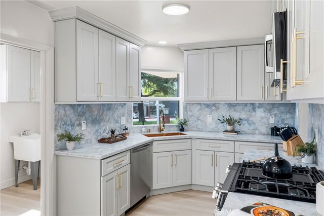 3328 N Verdugo, Glendale, CA 91208