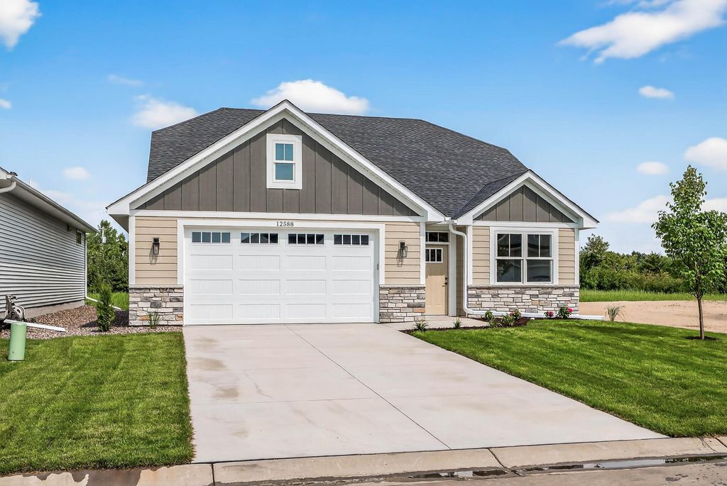 12588 Masters Lane, Lindstrom, MN 55045 — photo 3