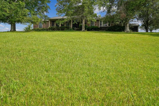 2351 Long Hollow PIKE, Hendersonville, TN 37075