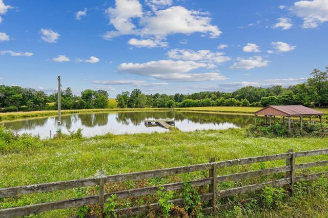 2351 Long Hollow PIKE, Hendersonville, TN 37075