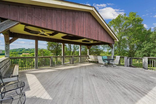 2351 Long Hollow PIKE, Hendersonville, TN 37075