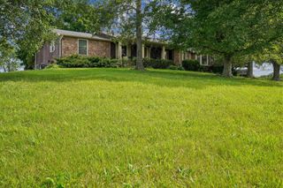 2351 Long Hollow PIKE, Hendersonville, TN 37075