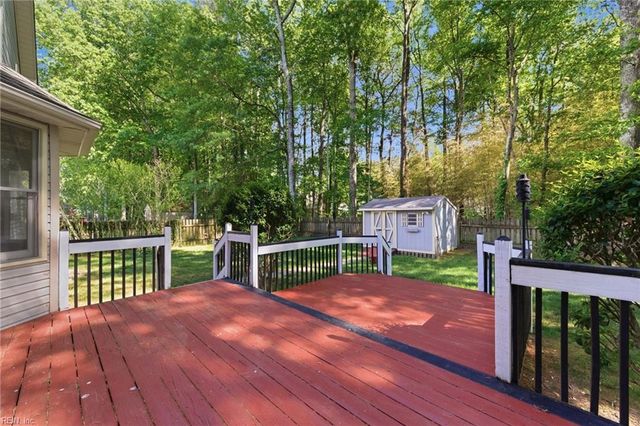 100 Blacksmith ARCH, Yorktown, VA 23693