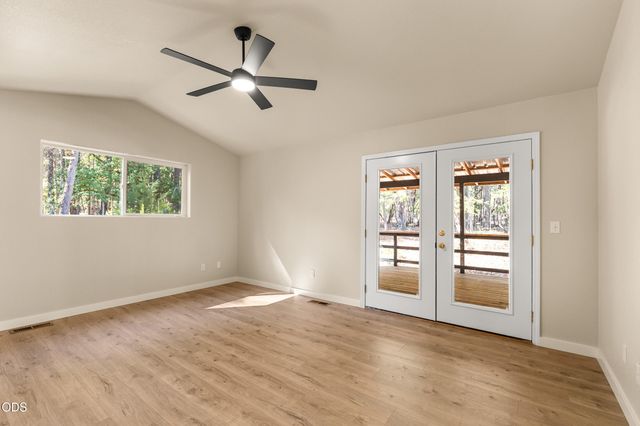 420 Sallsten Road, Grants Pass, OR 97527