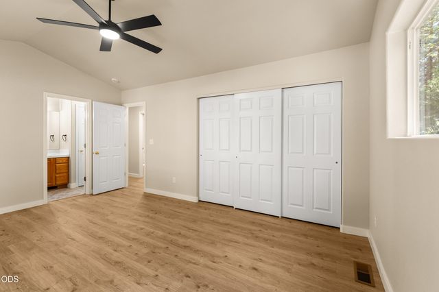 420 Sallsten Road, Grants Pass, OR 97527