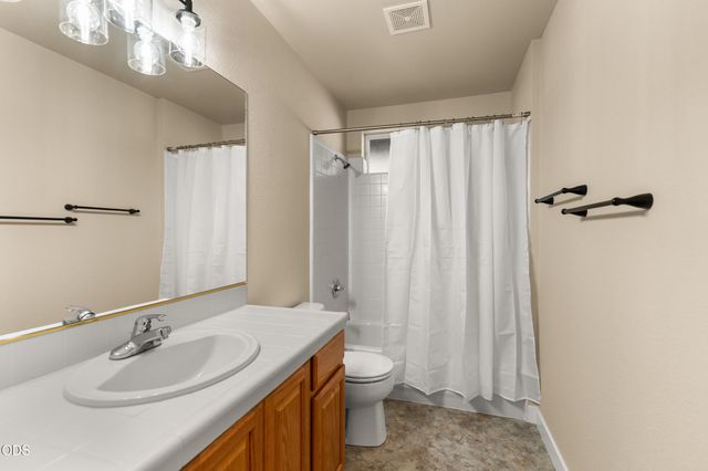 420 Sallsten Road, Grants Pass, OR 97527