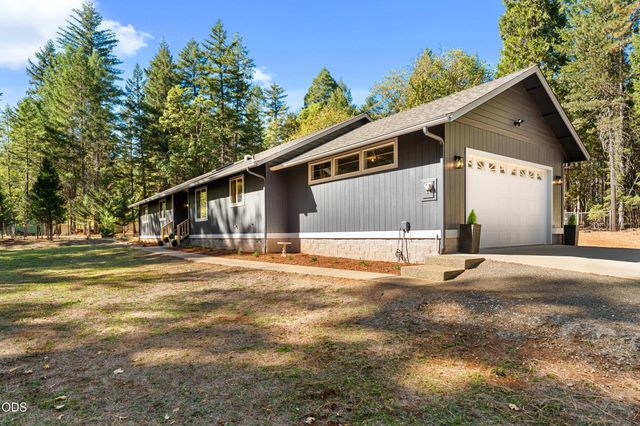 420 Sallsten Road, Grants Pass, OR 97527