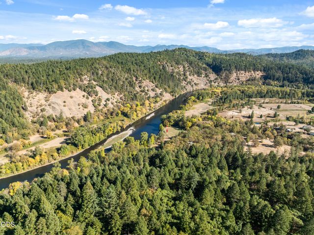 420 Sallsten Road, Grants Pass, OR 97527