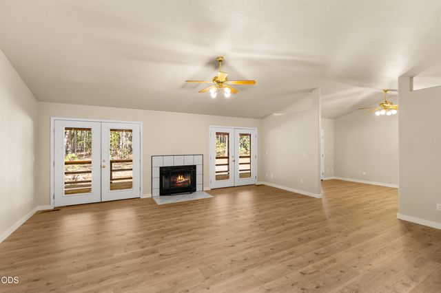 420 Sallsten Road, Grants Pass, OR 97527
