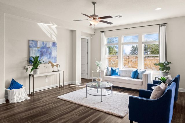 132 Village Oak DR, Austin, TX 78737