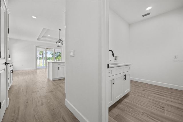 1050 SW 67TH WAY, Gainesville, FL 32607