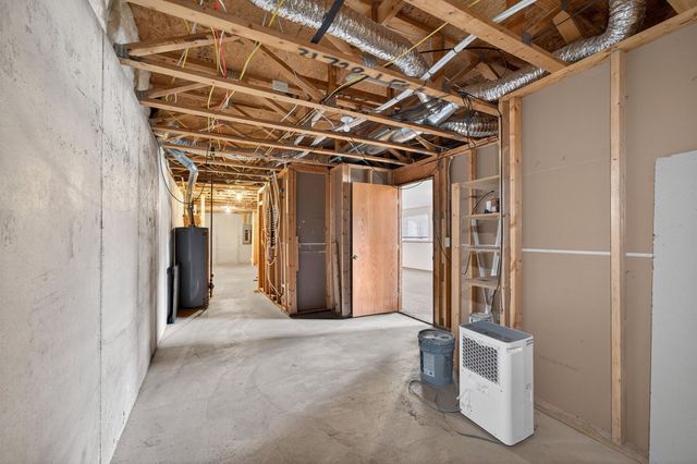 122 N Mount Carmel, Wichita, KS 67203