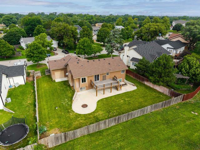 122 N Mount Carmel, Wichita, KS 67203
