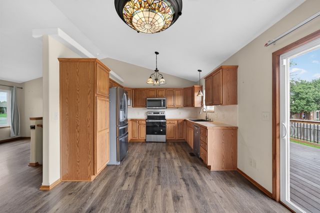 122 N Mount Carmel, Wichita, KS 67203