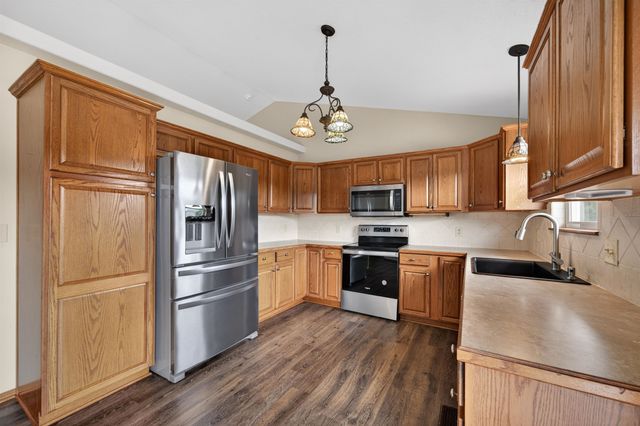 122 N Mount Carmel, Wichita, KS 67203