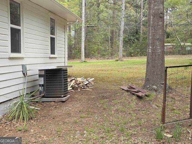 15 Dixie Drive, Stockbridge, GA 30281
