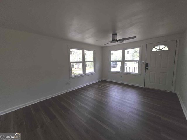 15 Dixie Drive, Stockbridge, GA 30281