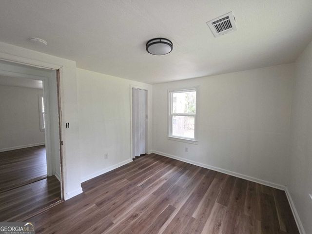 15 Dixie Drive, Stockbridge, GA 30281
