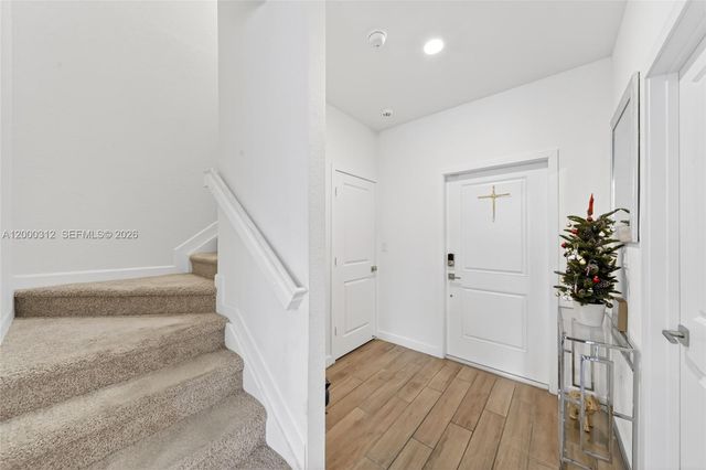 2440 SE 10th Ct, Homestead, FL 33035