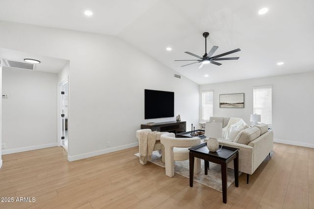 4831 E HOBART Street, Mesa, AZ 85205