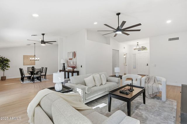 4831 E HOBART Street, Mesa, AZ 85205