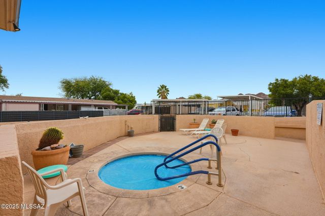 6160 S Barrister Road, Tucson, AZ 85746