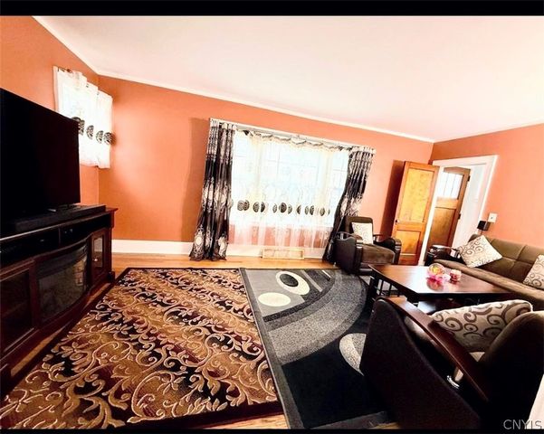 104 Wells Place, Utica, NY 13502