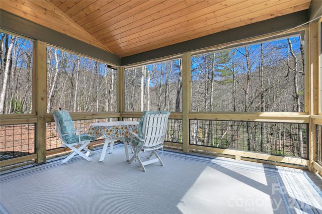 70 Unvdatlvi Court, Brevard, NC 28712