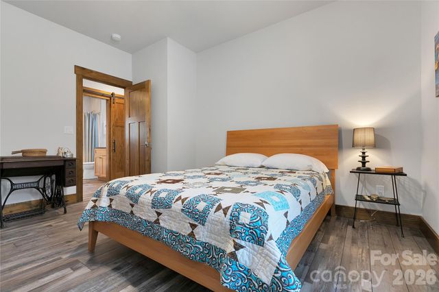 70 Unvdatlvi Court, Brevard, NC 28712