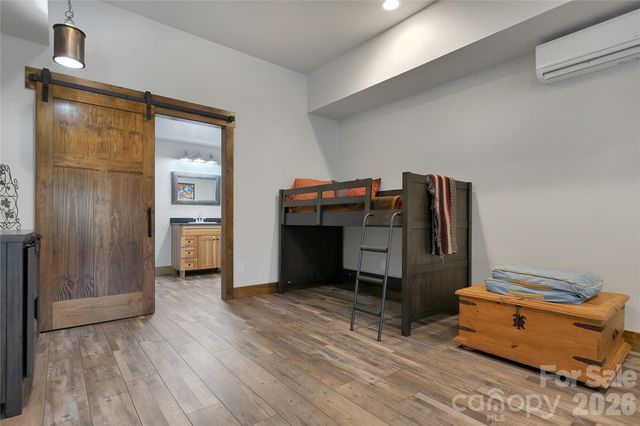 70 Unvdatlvi Court, Brevard, NC 28712