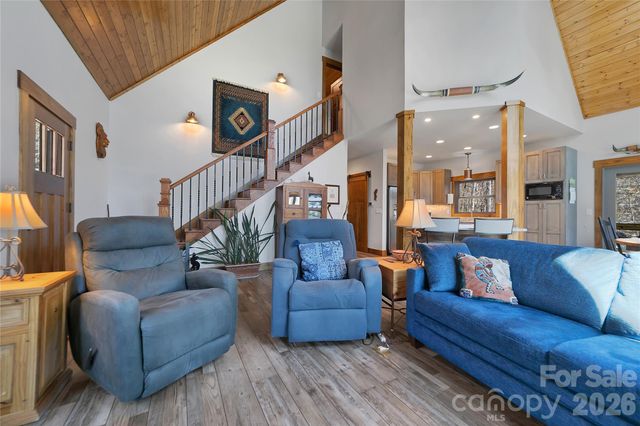 70 Unvdatlvi Court, Brevard, NC 28712