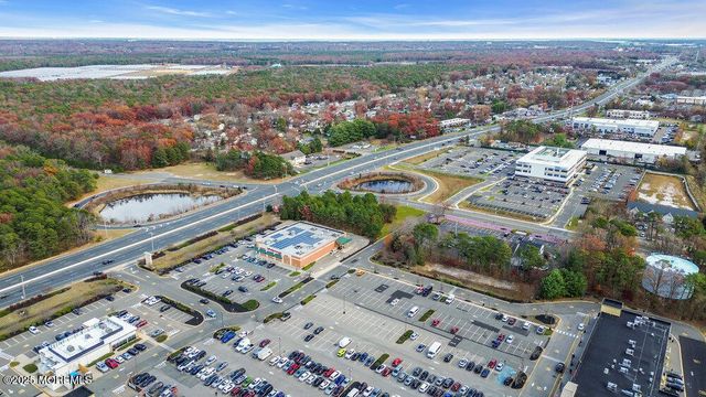 115 Saint Catherine Boulevard, Toms River, NJ 08755