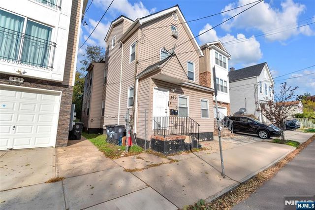 399 8th Street, Newark, NJ 07103