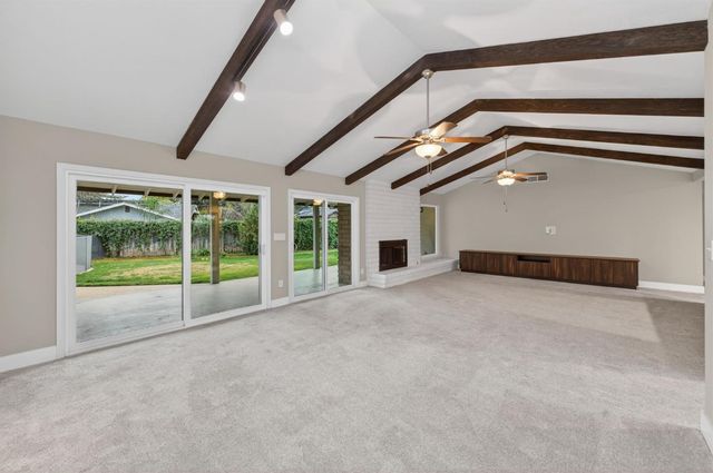 2805 W Spruce Avenue, Fresno, CA 93711