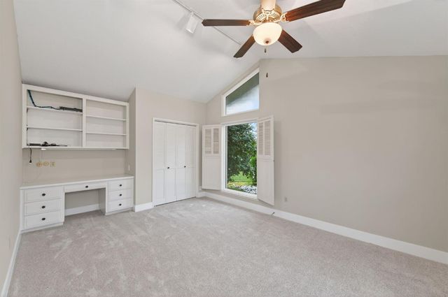 2805 W Spruce Avenue, Fresno, CA 93711