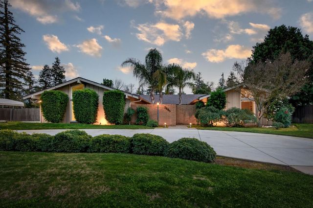 2805 W Spruce Avenue, Fresno, CA 93711