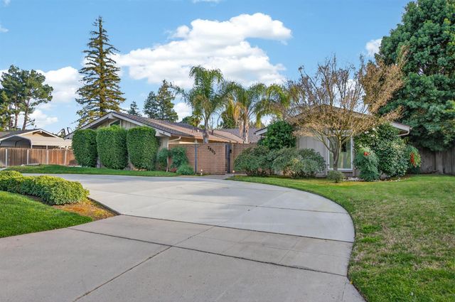 2805 W Spruce Avenue, Fresno, CA 93711