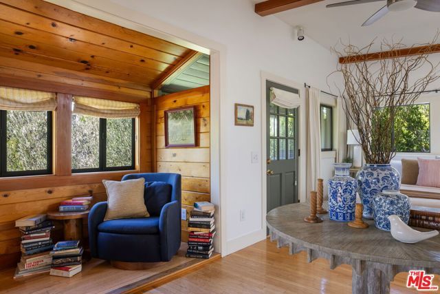 428 Norwich Drive, West Hollywood, CA 90048