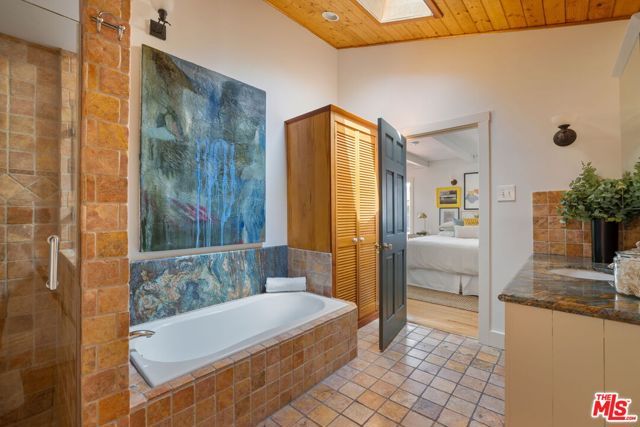 428 Norwich Drive, West Hollywood, CA 90048
