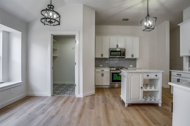 2820 Enchanted Eve Drive, Little Elm, TX 75068