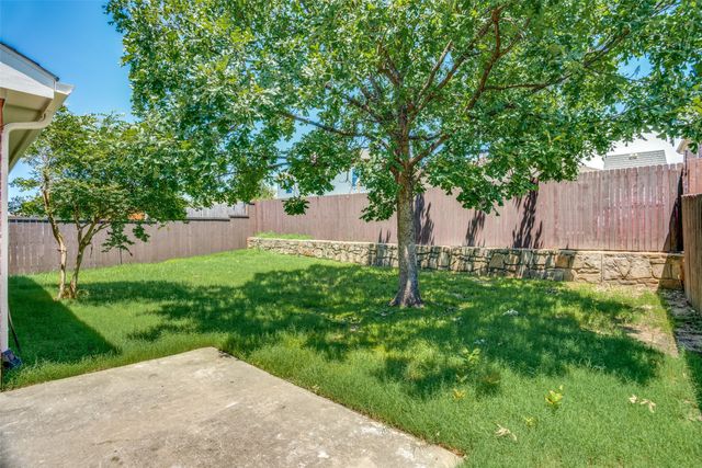 2820 Enchanted Eve Drive, Little Elm, TX 75068