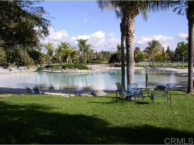 2085 Lakeridge Circle 202, Chula Vista, CA 91913
