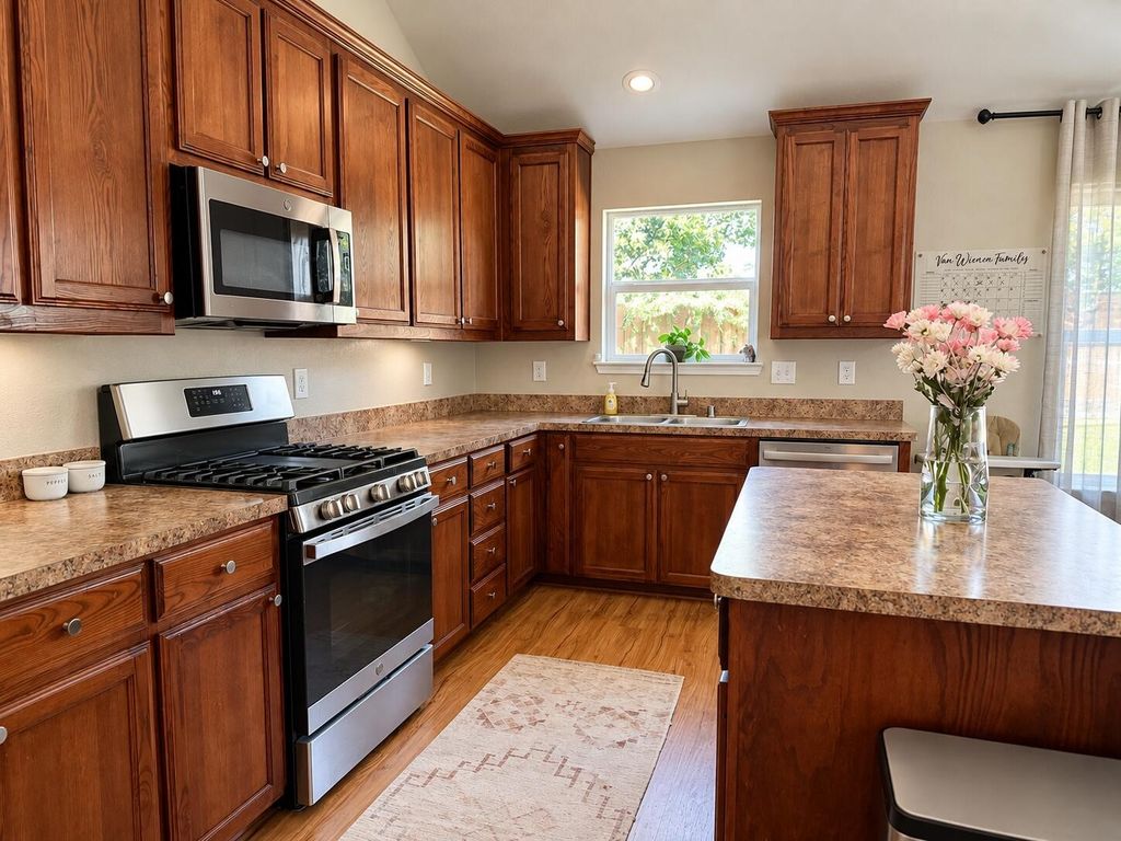 224 Spring Hollow Drive, Saginaw, TX 76131 — photo 4
