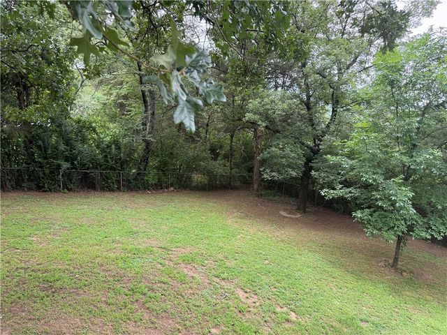 207 W 23rd Street, Russellville, AR 72801
