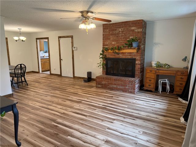 207 W 23rd Street, Russellville, AR 72801