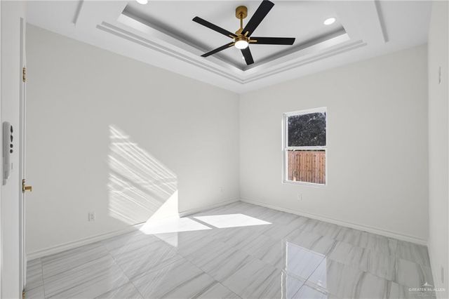 3005 N Rosalinda Lane, Edinburg, TX 78542