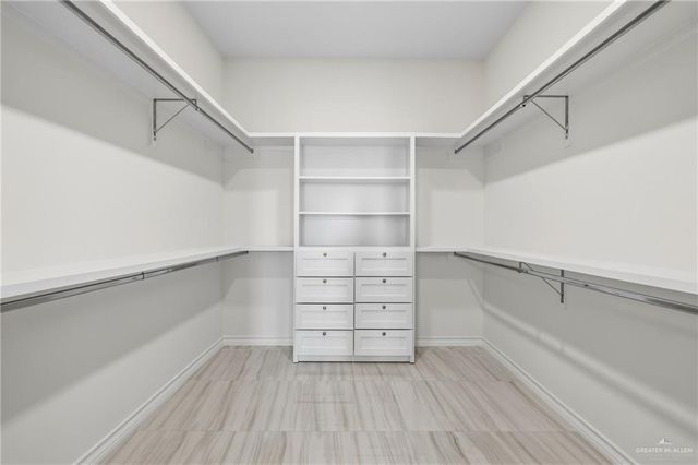 3005 N Rosalinda Lane, Edinburg, TX 78542