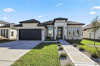 3005 N Rosalinda Lane, Edinburg, TX 78542