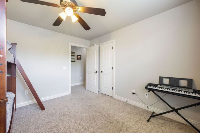 1011 Hunters Pointe, Bentonville, AR 72713